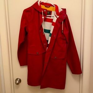 Pendleton Surrey Hooded Rain Slicker